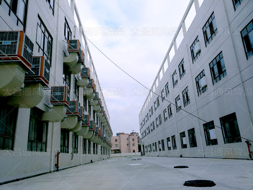 廠房車間溫度過高，這個(gè)降溫設(shè)備你心動(dòng)了嗎？