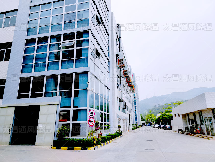 廠房通風(fēng)降溫用什么降溫設(shè)備比較合適呢？